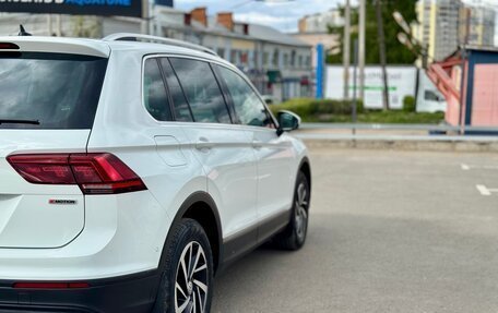 Volkswagen Tiguan II, 2018 год, 2 030 000 рублей, 16 фотография