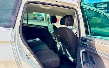 Volkswagen Tiguan II, 2018 год, 2 030 000 рублей, 25 фотография