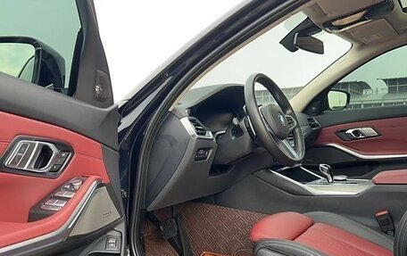 BMW 3 серия, 2022 год, 3 245 000 рублей, 10 фотография