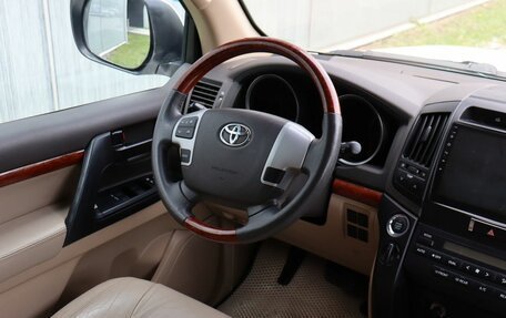 Toyota Land Cruiser 200, 2013 год, 4 320 000 рублей, 14 фотография