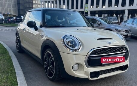MINI Hatch, 2019 год, 2 490 000 рублей, 5 фотография