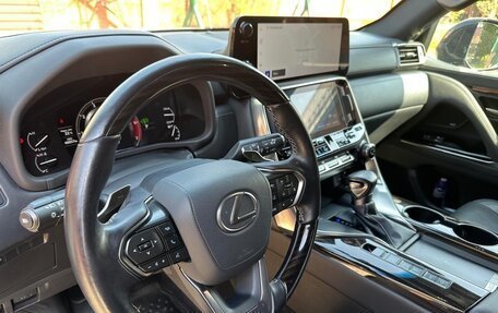 Lexus LX, 2022 год, 16 000 000 рублей, 13 фотография