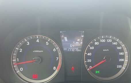 Hyundai Solaris II рестайлинг, 2013 год, 730 000 рублей, 13 фотография