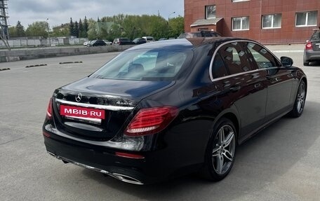 Mercedes-Benz E-Класс, 2018 год, 3 650 000 рублей, 4 фотография