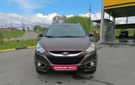 Hyundai ix35 I рестайлинг, 2013 год, 1 330 000 рублей, 2 фотография