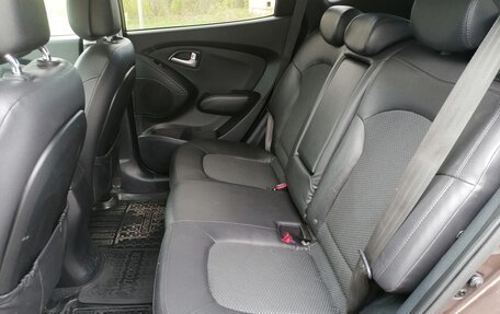 Hyundai ix35 I рестайлинг, 2013 год, 1 330 000 рублей, 12 фотография