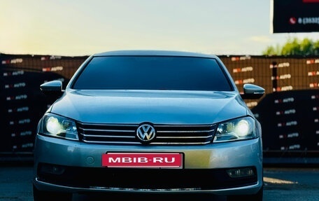 Volkswagen Passat B7, 2011 год, 699 000 рублей, 2 фотография