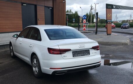 Audi A4, 2019 год, 2 800 000 рублей, 2 фотография