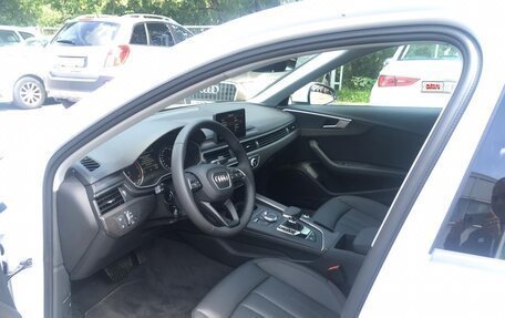 Audi A4, 2019 год, 2 800 000 рублей, 9 фотография