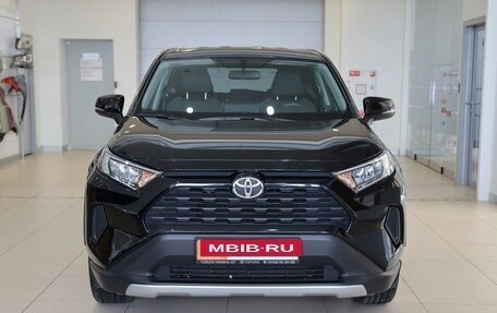 Toyota RAV4, 2021 год, 3 300 000 рублей, 3 фотография