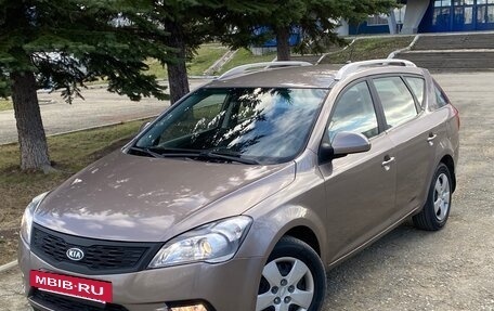 KIA cee'd I рестайлинг, 2012 год, 699 000 рублей, 23 фотография