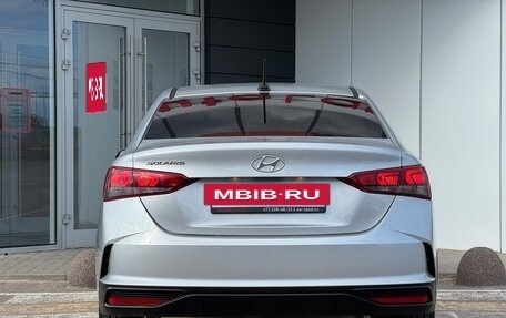 Hyundai Solaris II рестайлинг, 2021 год, 1 690 000 рублей, 6 фотография