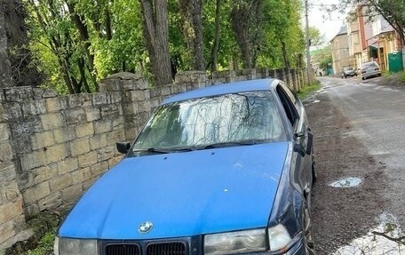 BMW 3 серия, 1998 год, 150 000 рублей, 6 фотография