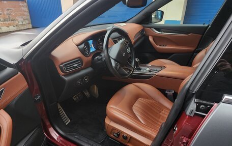 Maserati Levante I, 2018 год, 4 370 000 рублей, 9 фотография