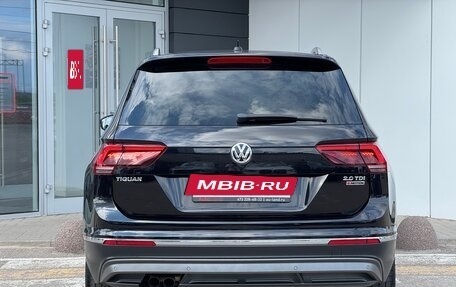 Volkswagen Tiguan II, 2017 год, 2 716 000 рублей, 6 фотография