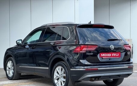 Volkswagen Tiguan II, 2017 год, 2 716 000 рублей, 7 фотография
