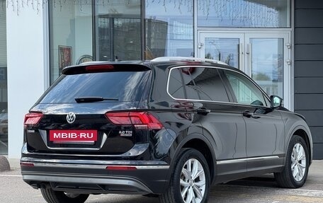 Volkswagen Tiguan II, 2017 год, 2 716 000 рублей, 9 фотография