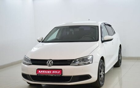 Volkswagen Jetta VI, 2013 год, 800 000 рублей, 1 фотография