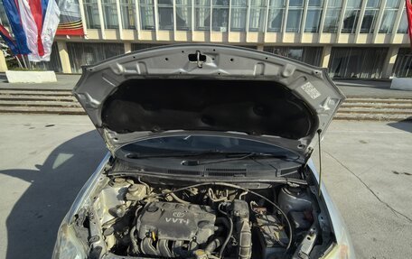 Toyota Ist II, 2003 год, 550 000 рублей, 1 фотография