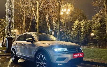 Volkswagen Tiguan II, 2019 год, 3 050 000 рублей, 13 фотография