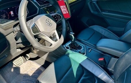 Volkswagen Tiguan II, 2019 год, 3 050 000 рублей, 5 фотография