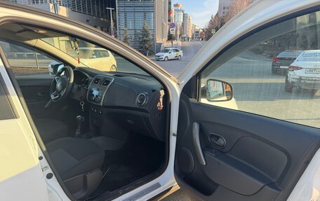 Renault Logan II, 2019 год, 1 050 000 рублей, 7 фотография