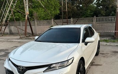 Toyota Camry, 2018 год, 3 200 000 рублей, 1 фотография