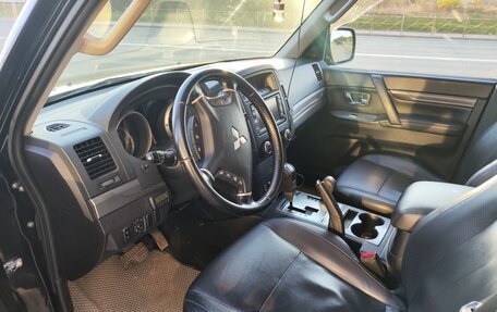 Mitsubishi Pajero IV, 2011 год, 2 290 000 рублей, 8 фотография