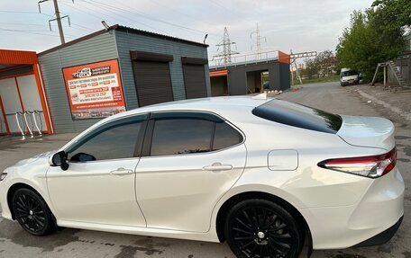 Toyota Camry, 2018 год, 3 200 000 рублей, 4 фотография