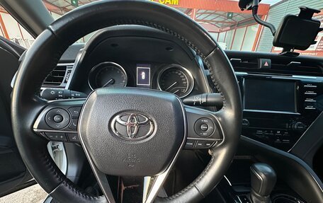Toyota Camry, 2018 год, 3 200 000 рублей, 20 фотография