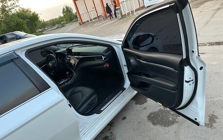 Toyota Camry, 2018 год, 3 200 000 рублей, 11 фотография