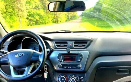 KIA Rio III рестайлинг, 2013 год, 500 000 рублей, 3 фотография