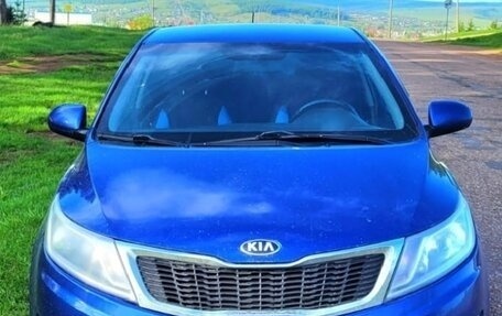 KIA Rio III рестайлинг, 2013 год, 500 000 рублей, 2 фотография