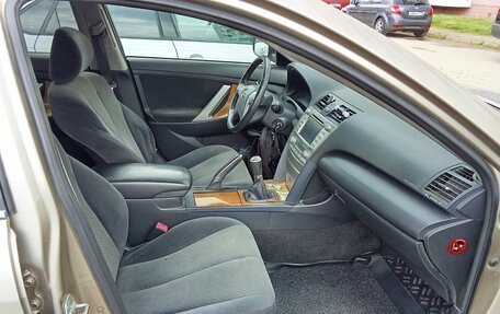 Toyota Camry, 2006 год, 1 200 000 рублей, 9 фотография