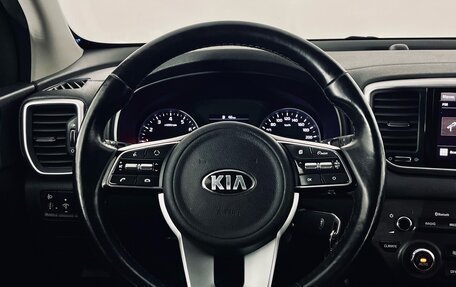 KIA Sportage IV рестайлинг, 2020 год, 2 130 000 рублей, 10 фотография