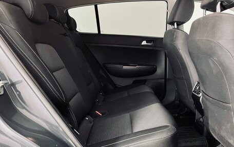 KIA Sportage IV рестайлинг, 2020 год, 2 130 000 рублей, 13 фотография