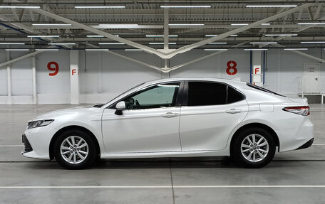 Toyota Camry, 2019 год, 2 500 000 рублей, 10 фотография