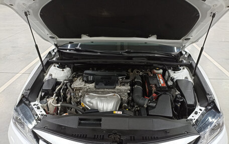 Toyota Camry, 2019 год, 2 500 000 рублей, 11 фотография