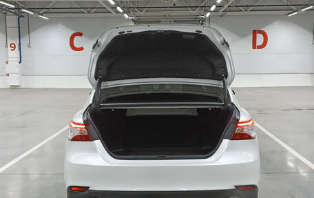 Toyota Camry, 2019 год, 2 500 000 рублей, 12 фотография