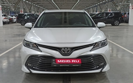 Toyota Camry, 2019 год, 2 500 000 рублей, 2 фотография