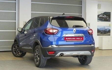 Renault Kaptur I рестайлинг, 2021 год, 1 650 000 рублей, 4 фотография
