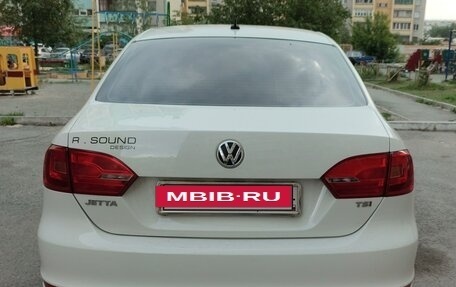 Volkswagen Jetta VI, 2013 год, 1 350 000 рублей, 6 фотография
