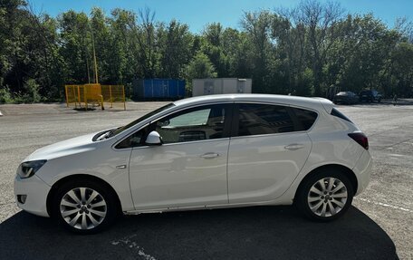 Opel Astra J, 2011 год, 600 000 рублей, 4 фотография