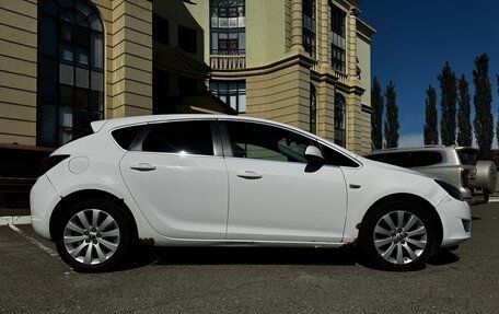 Opel Astra J, 2011 год, 600 000 рублей, 7 фотография
