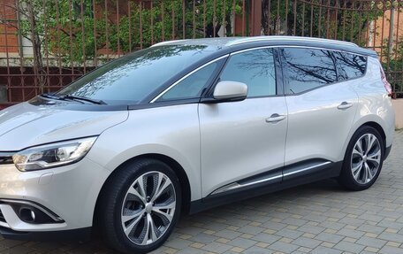 Renault Scenic IV, 2019 год, 2 000 000 рублей, 2 фотография