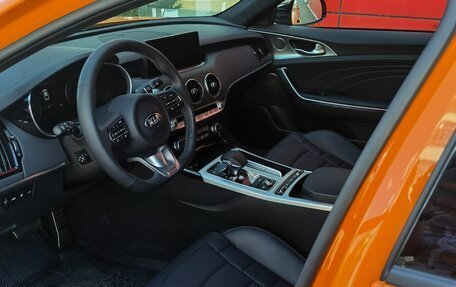 KIA Stinger I, 2021 год, 2 800 000 рублей, 3 фотография