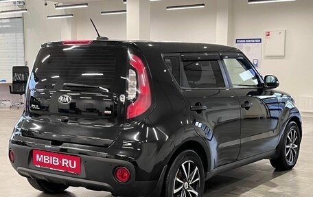 KIA Soul II рестайлинг, 2017 год, 1 318 000 рублей, 3 фотография