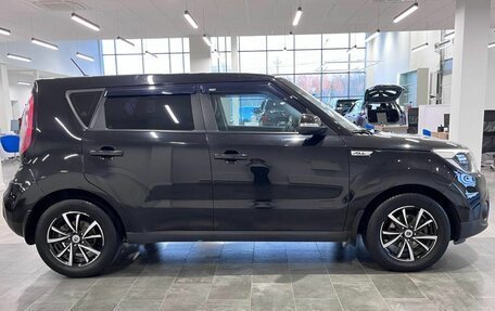 KIA Soul II рестайлинг, 2017 год, 1 318 000 рублей, 5 фотография