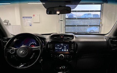 KIA Soul II рестайлинг, 2017 год, 1 318 000 рублей, 11 фотография