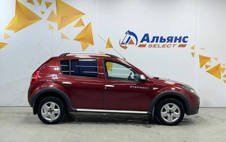 Renault Sandero I, 2013 год, 720 000 рублей, 2 фотография